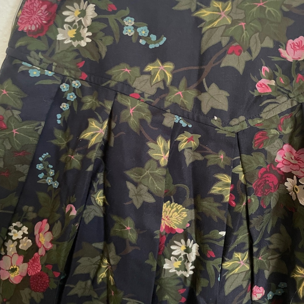 Herman Geist Vintage Floral Pleated Skirt with Pockets - Picture 8 of 9